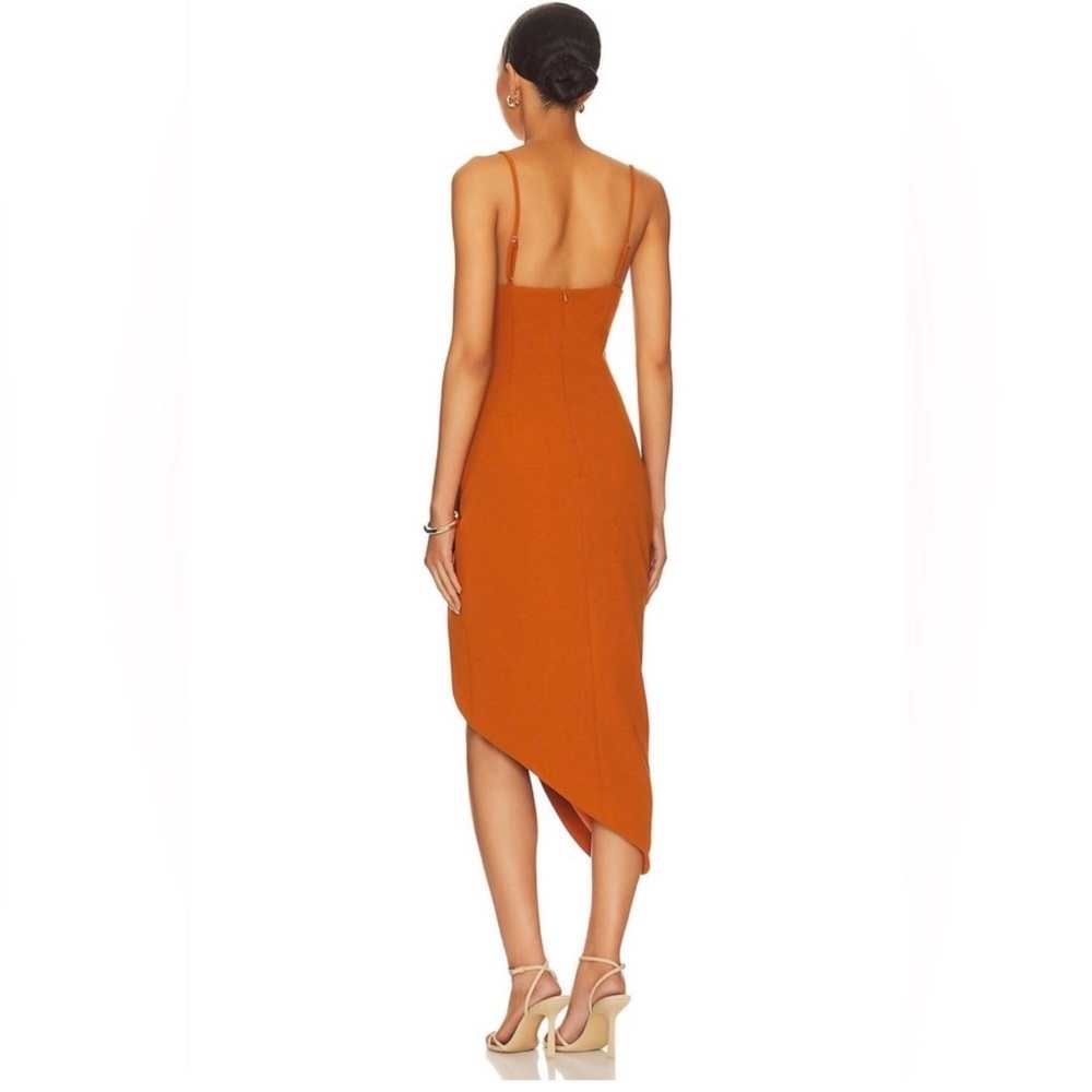 ✨New✨Elliatt Carissa Asymmetrical Dress - Picture 2 of 9